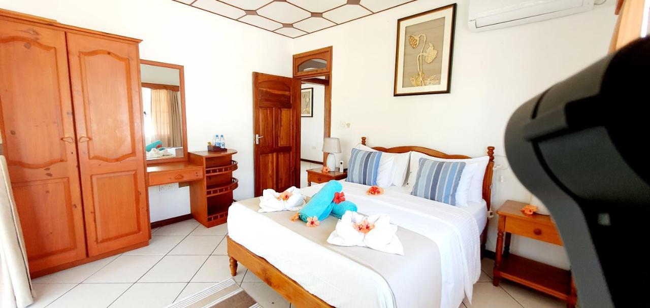Ocean Jewels Hotel Grand Anse  Exterior foto